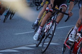 Büyükçekmeceli sporcular zafere pedalladı!