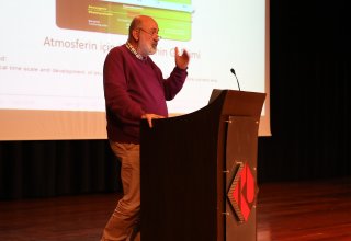 Prof. Dr. Tanay Sıdkı Uyar: “2050 HEDEFİ İÇİN HERKES ÇABA SARFETMELİ”